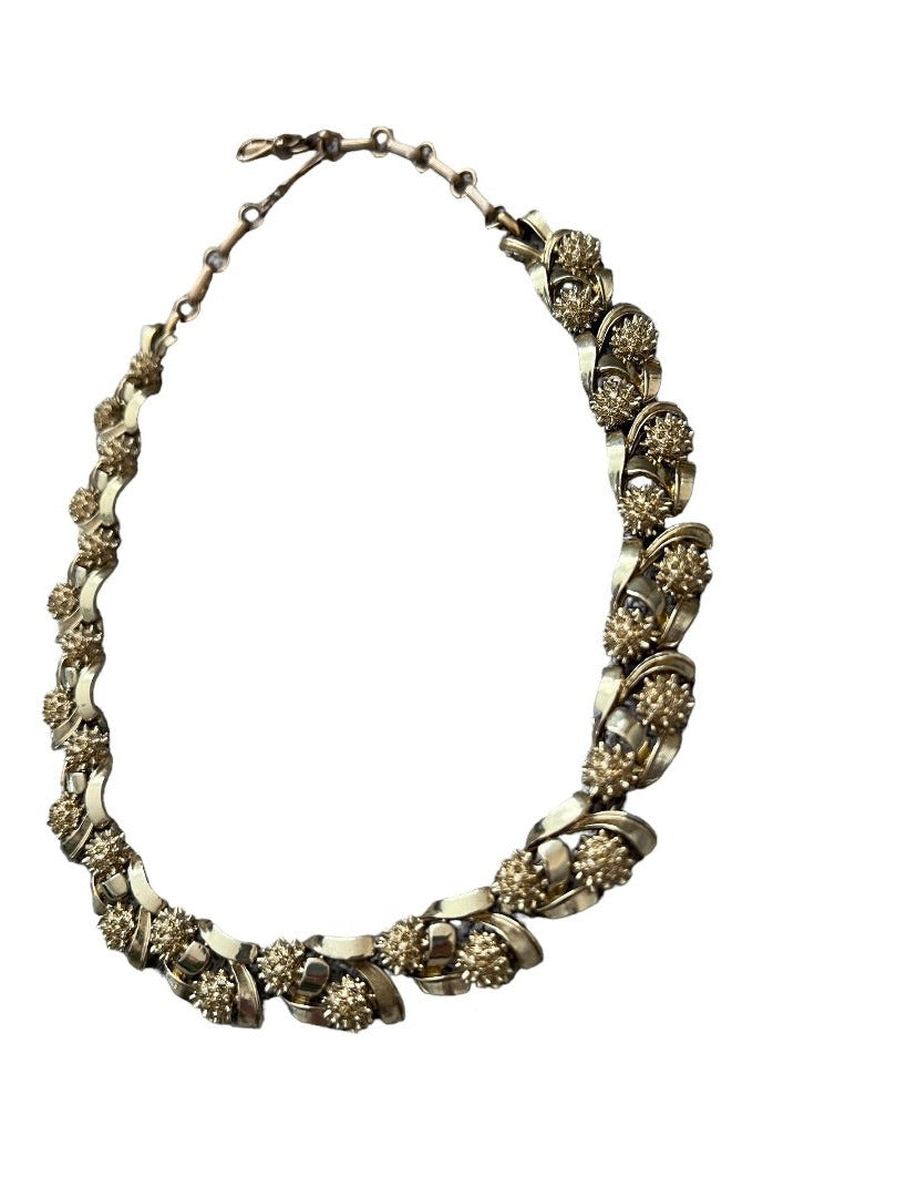 Coro Gold Tone Thistle Floral Link Necklace Vintage 14" - 16.75"