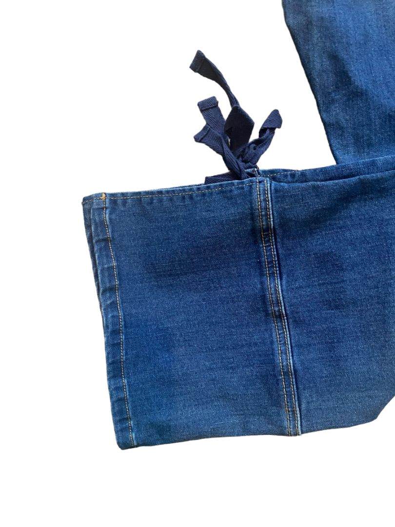 10 Baccini Crop Jeans Wide Leg Split Hem Bow