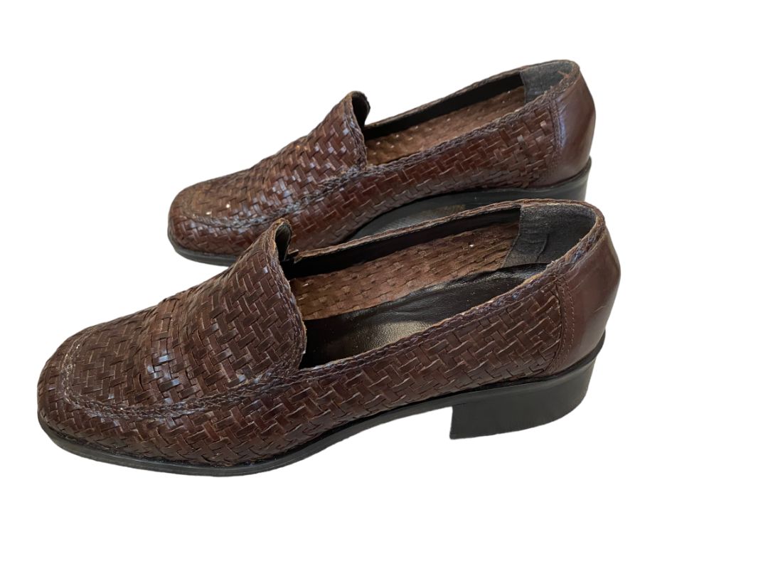 9N Enzo Angiolini Dark Brown Woven Leather Blaock Heel Flats Career Shoes