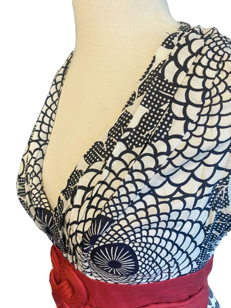 4 Beth Bowley Anthropologie Silk Blouse Navy Cream Floral Red knot
