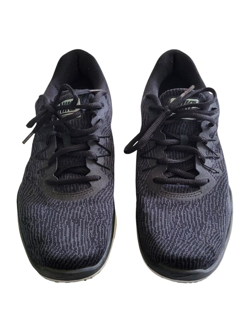 9 Nike Black Flex Supreme TR6 Sneakers Pre Owned