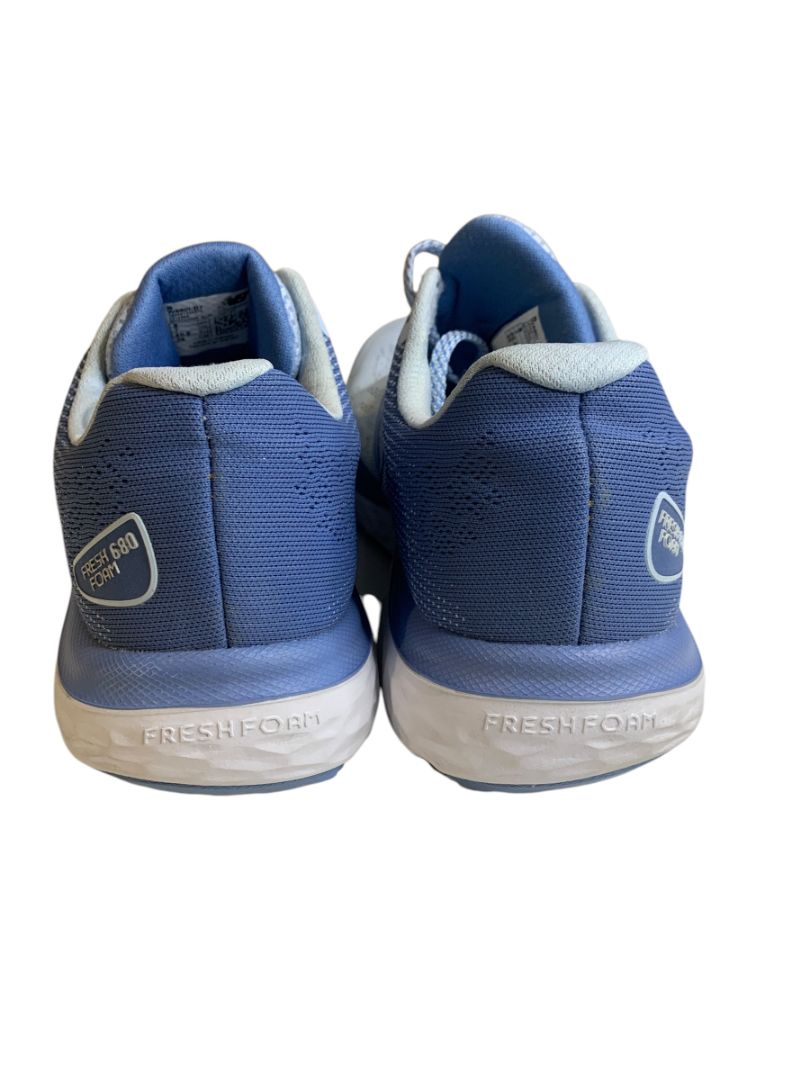 Size 9 New Balance Womens Fresh Foam 680 V7 Running Shoe Blue