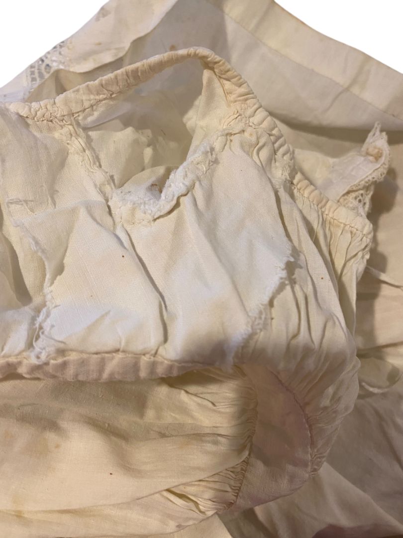 Antique Victorian Girls Gown Eyelet Embroidery 1800s Lace Trim