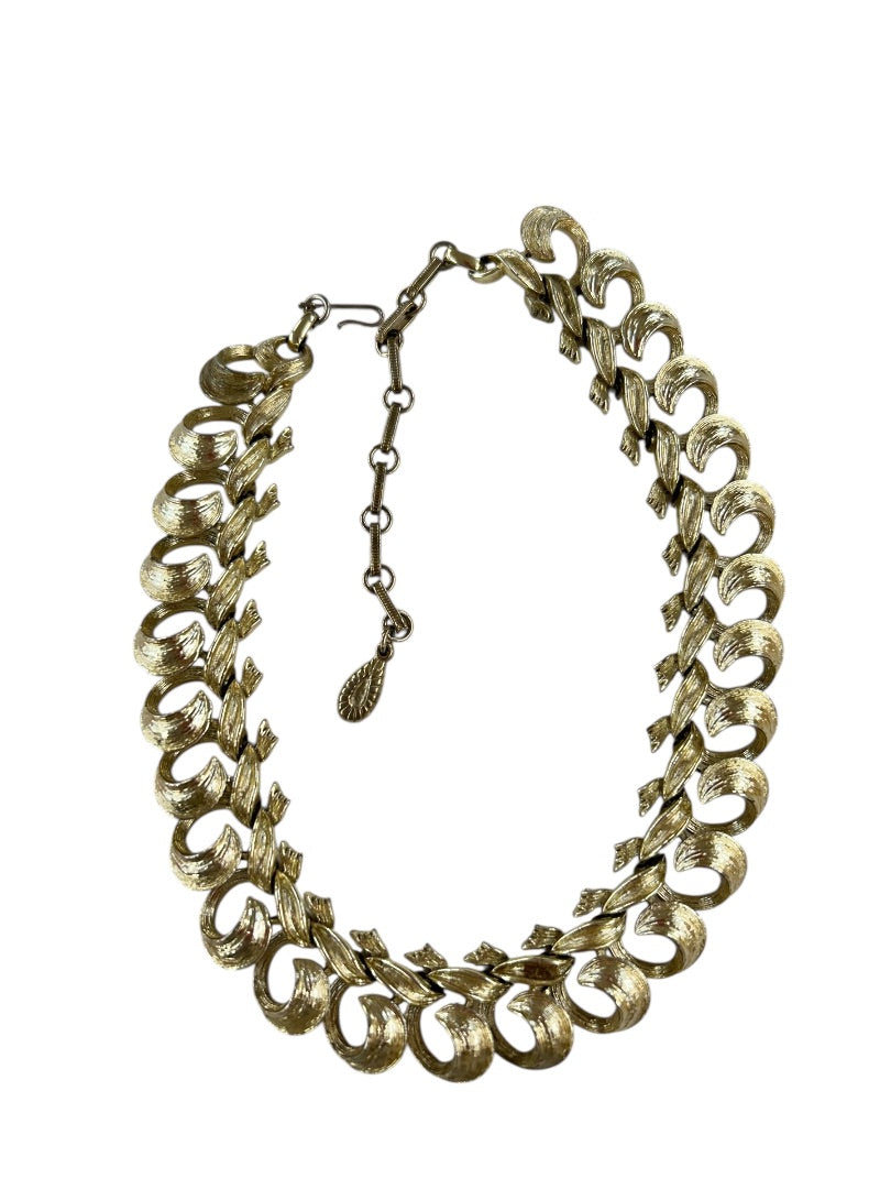 Vintage Goldtone Statement Choker 12.5-16 Inch Necklace Hook Closure