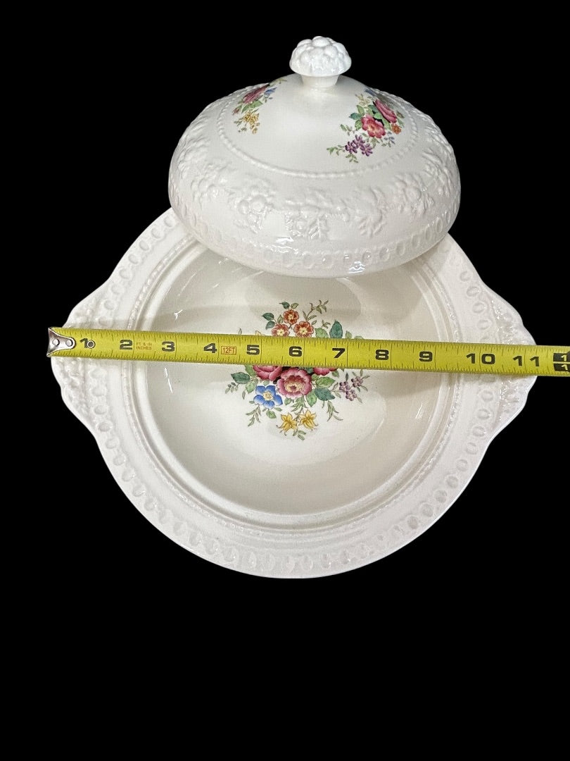 1940s Wellesley Wedgwood Ullswater China Lidded Vegetable Serving Dish