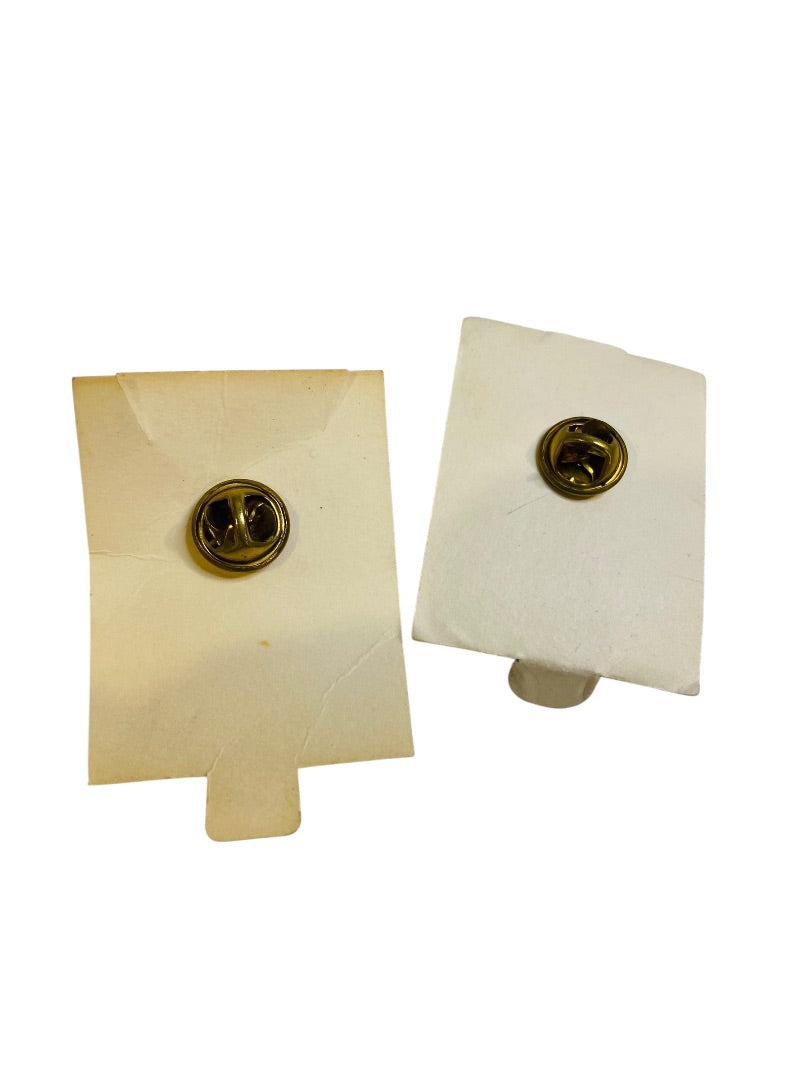 Set of 2 Vintage Guardian Angel Shoulder Pins Goldtone Silvertone on Cards