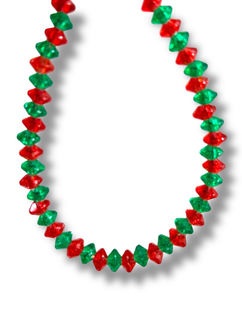 Acrylic Beaded Red Green 7.5" Bracelet Lever Hook Closure