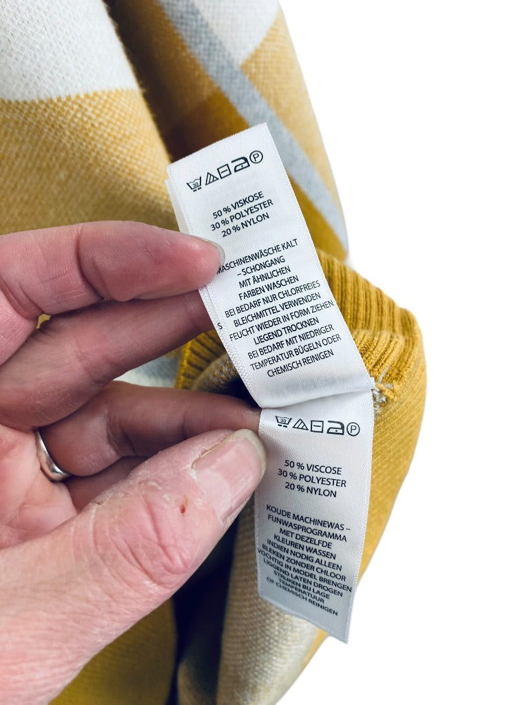 1X Rachel Roy Women's Gold Gray Plaid Soft Pullover Sweater