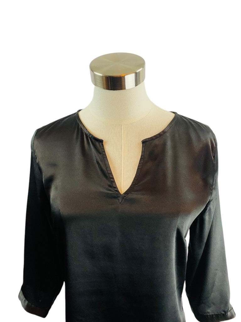 XS The Limited Womens Black Satin 3/4 Sleeve Pullover Split Neck Blouse