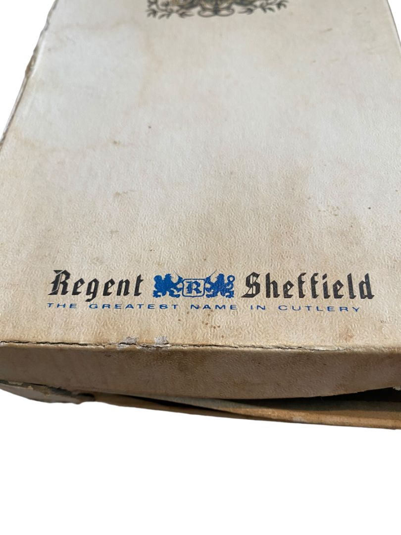 Regent Sheffield Stainless Steel England Complete Steak Knives & Serving Set Vintage