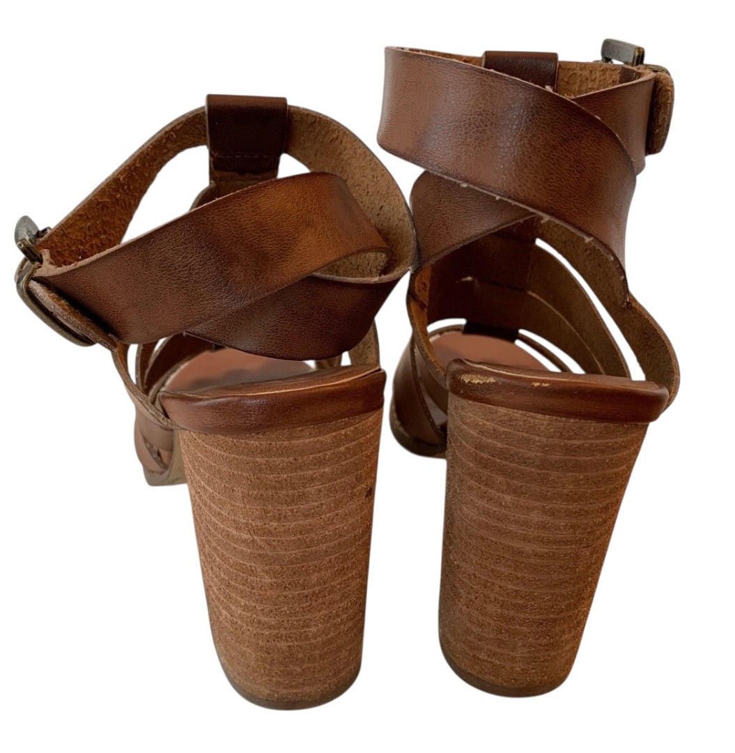 Size 6 Urban Outfiters Womens 4 Inch Block Heel Brown Leather Strappy Sandals