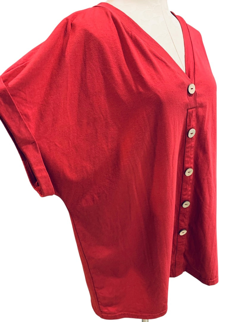 XXL Womens Red Short Sleeve Tshirt Button Embellished V-Neck Pullover
