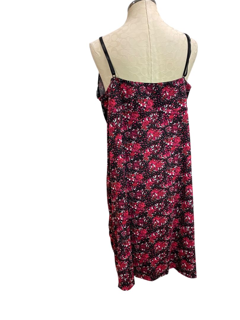 Size 18/20 Avenue Body Womens Lingerie Slip Red Black Floral Adjustable Strap