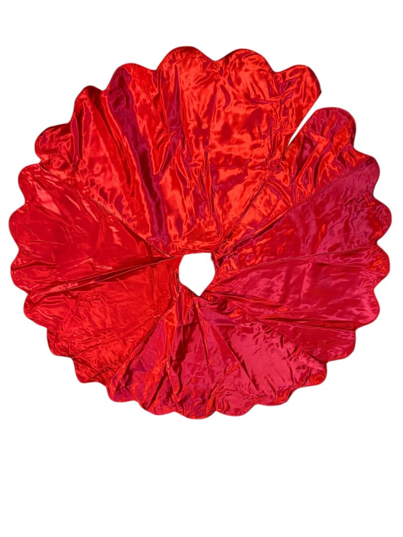 Vintage Christmas Tree Skirt Raggedy Ann Andy Quilted Fabric Christmas Tree Skirt 53" Red Satin Back