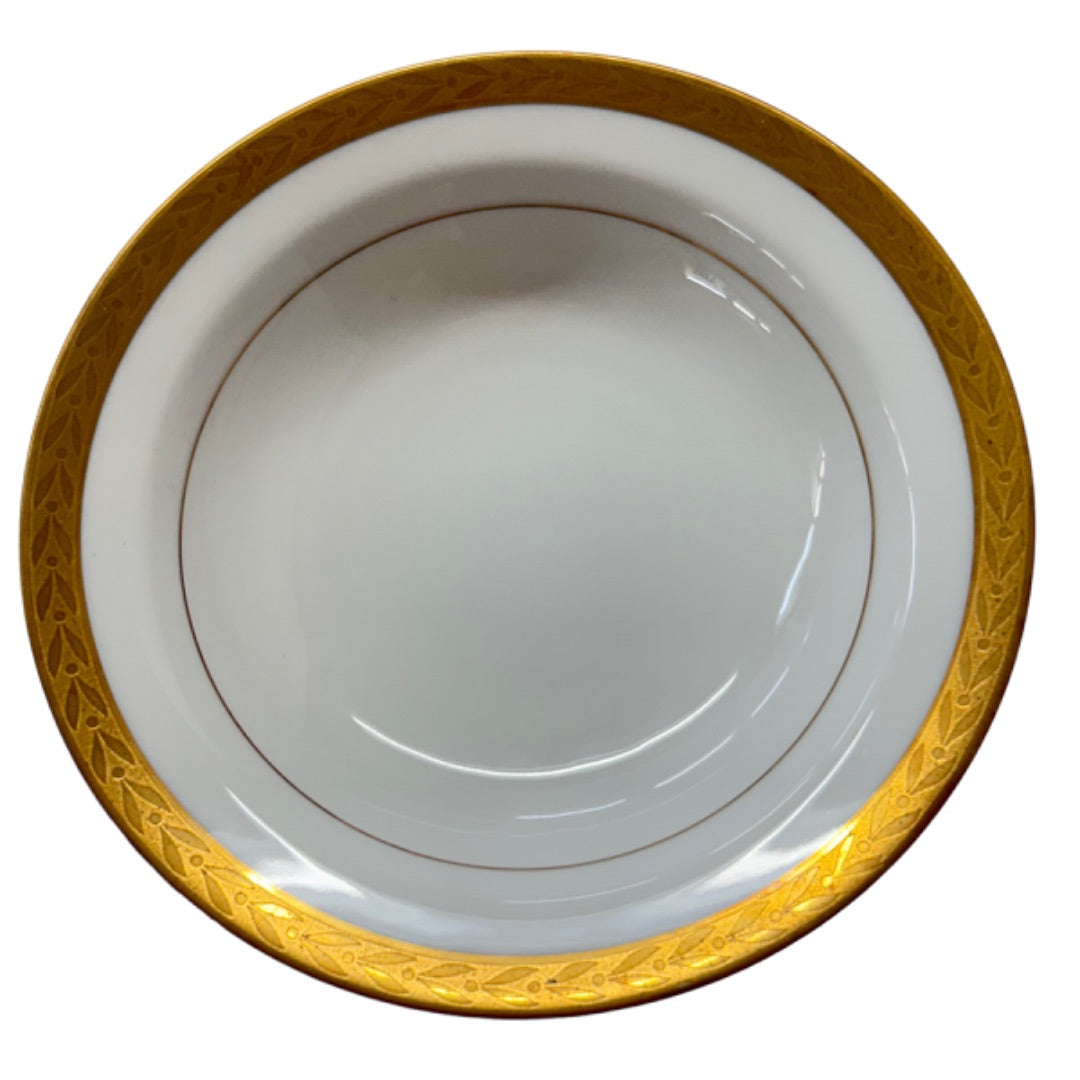 Sango Royalty Pattern White Gold Trim Fruit Bowl 5.5" Dessert Sauce 1970s