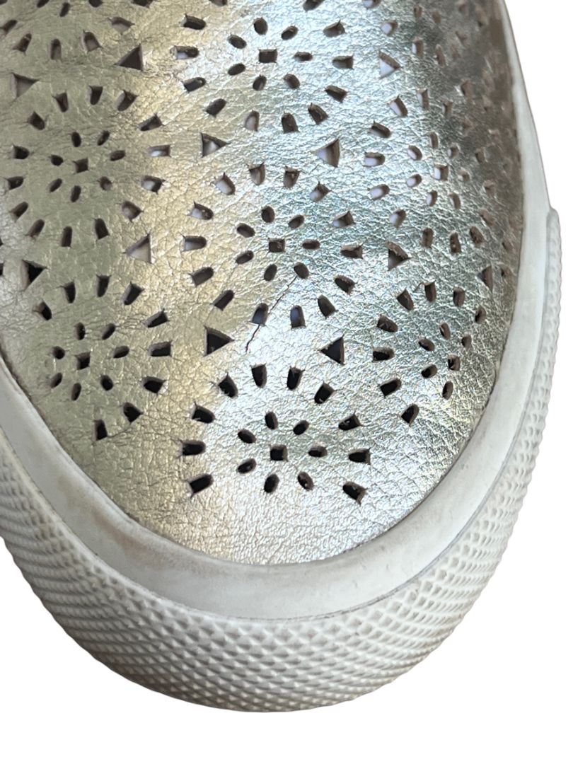 9.5 Sperry Gold Metallic Cut Out Slip-On Sneakers Shoes