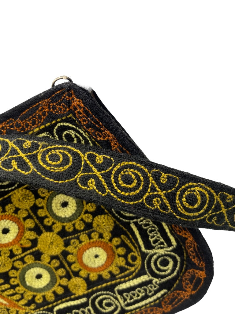 Hippie Boho Embroidered Shoulderbag Fabric Zip Top Bird Design