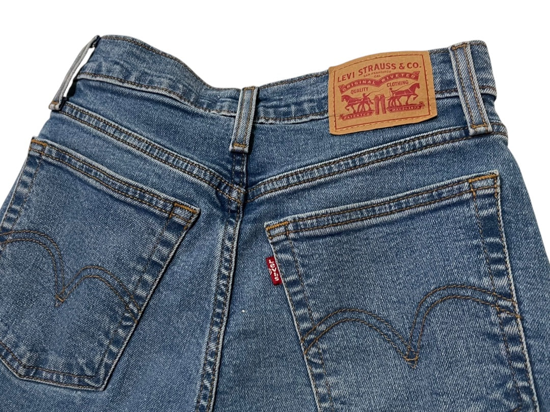 Size 25 Levi Strauss & Co Wedgie Straight Denim Womens Jeans Buttonfly
