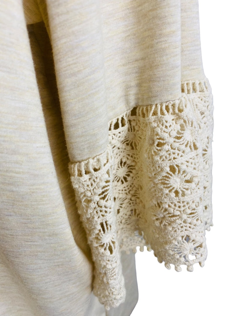 2X Ruby Rd Women's Oatmeal V-Neck Crochet Trim Pullover Top Shirt