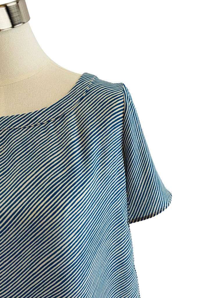 XSP Banana Republic Petite Turquoise Stripe Womens Short Sleeve Blouse