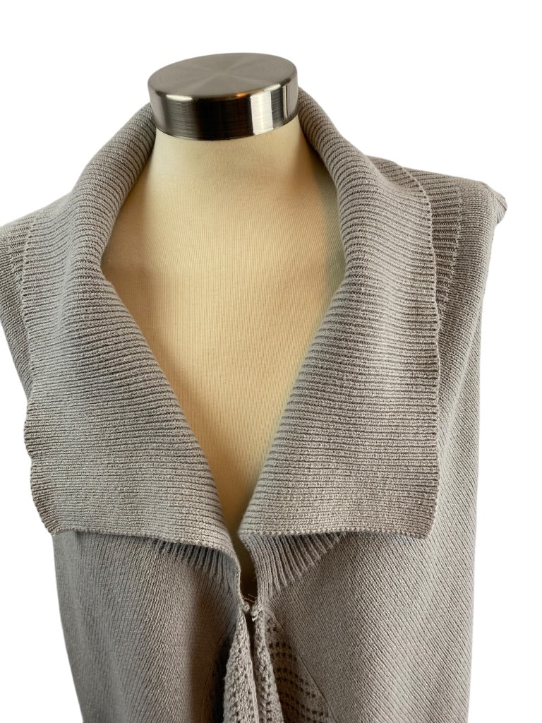 XL Cato Women's Shawl Color Fringe Vest Cardigan Sweater Single Closure