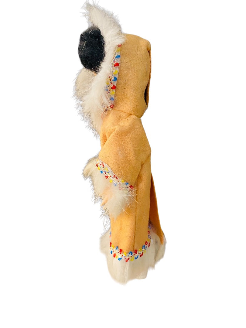 1960s ARCO Miss Alaska Eskimo Dolls of the World Set Sleep Awake Eyes 8"