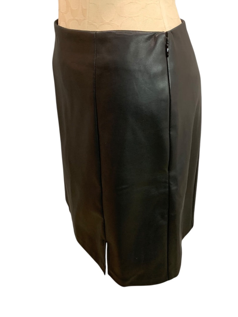 Size 4P Loft Petites Black Faux Leather Skirt Side Zip