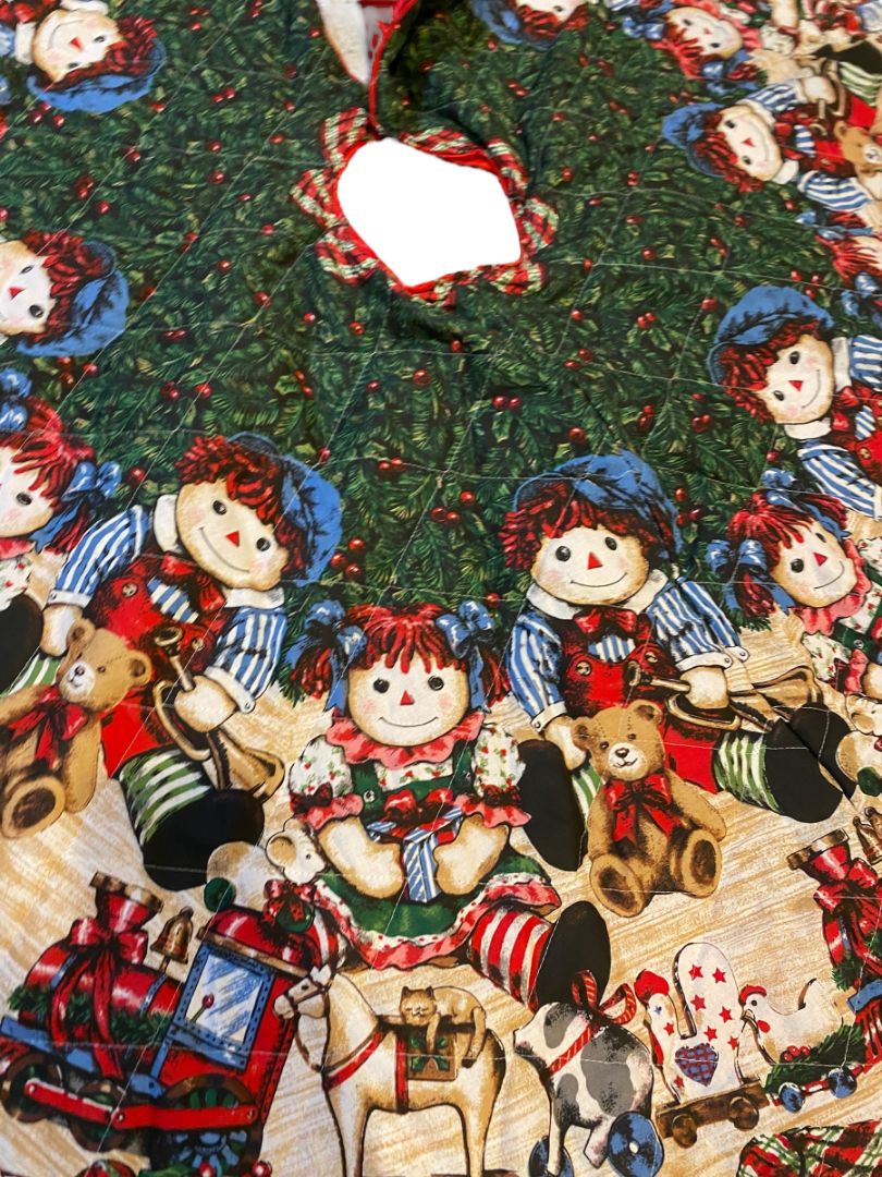 Vintage Christmas Tree Skirt Raggedy Ann Andy Quilted Fabric Christmas Tree Skirt 53" Red Satin Back