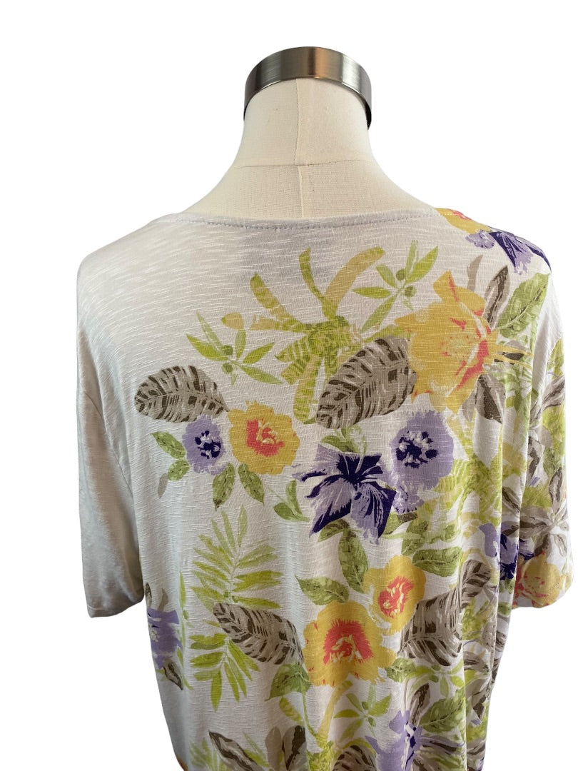 XL Chico's Women's Floral Print Tie Side Hem Tshirt Short Sleeve Scoop Neck