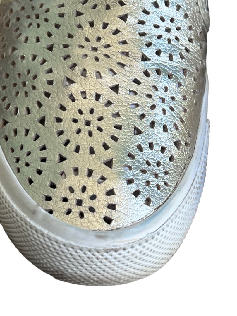 9.5 Sperry Gold Metallic Cut Out Slip-On Sneakers Shoes