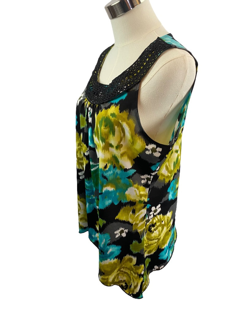 XL Vintage Suzie Pullover Sleeveless Blouse Crochet Scoop Neckline