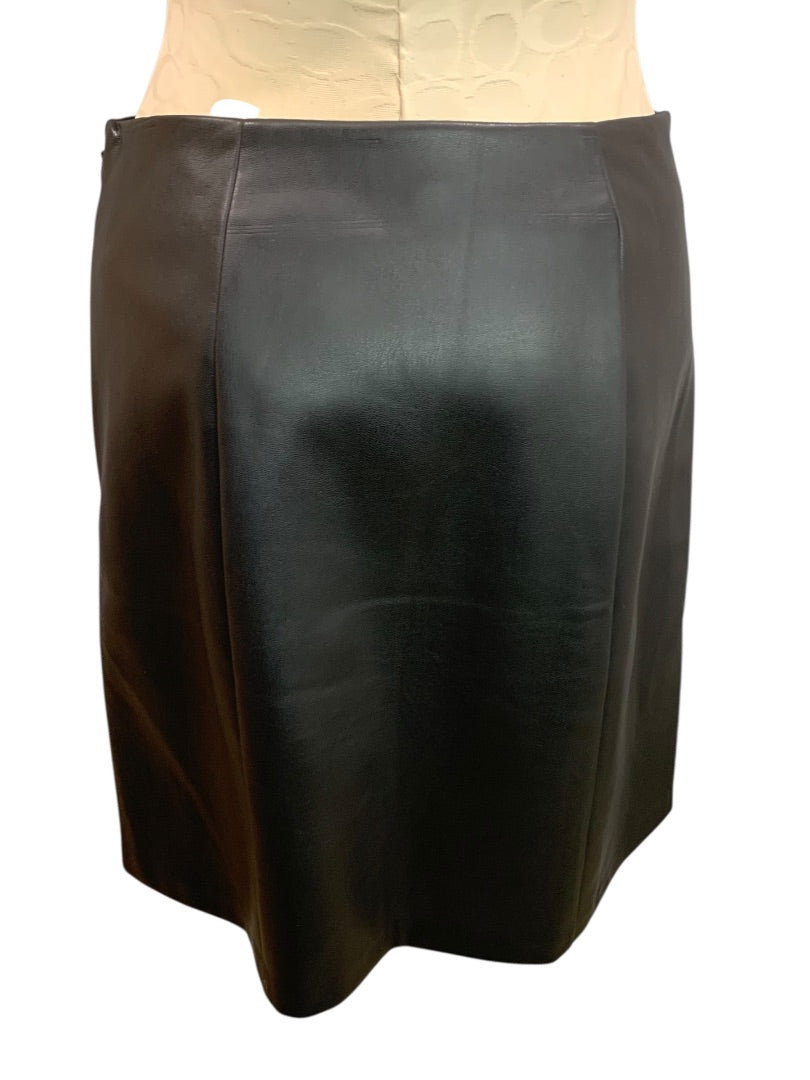 Size 4P Loft Petites Black Faux Leather Skirt Side Zip