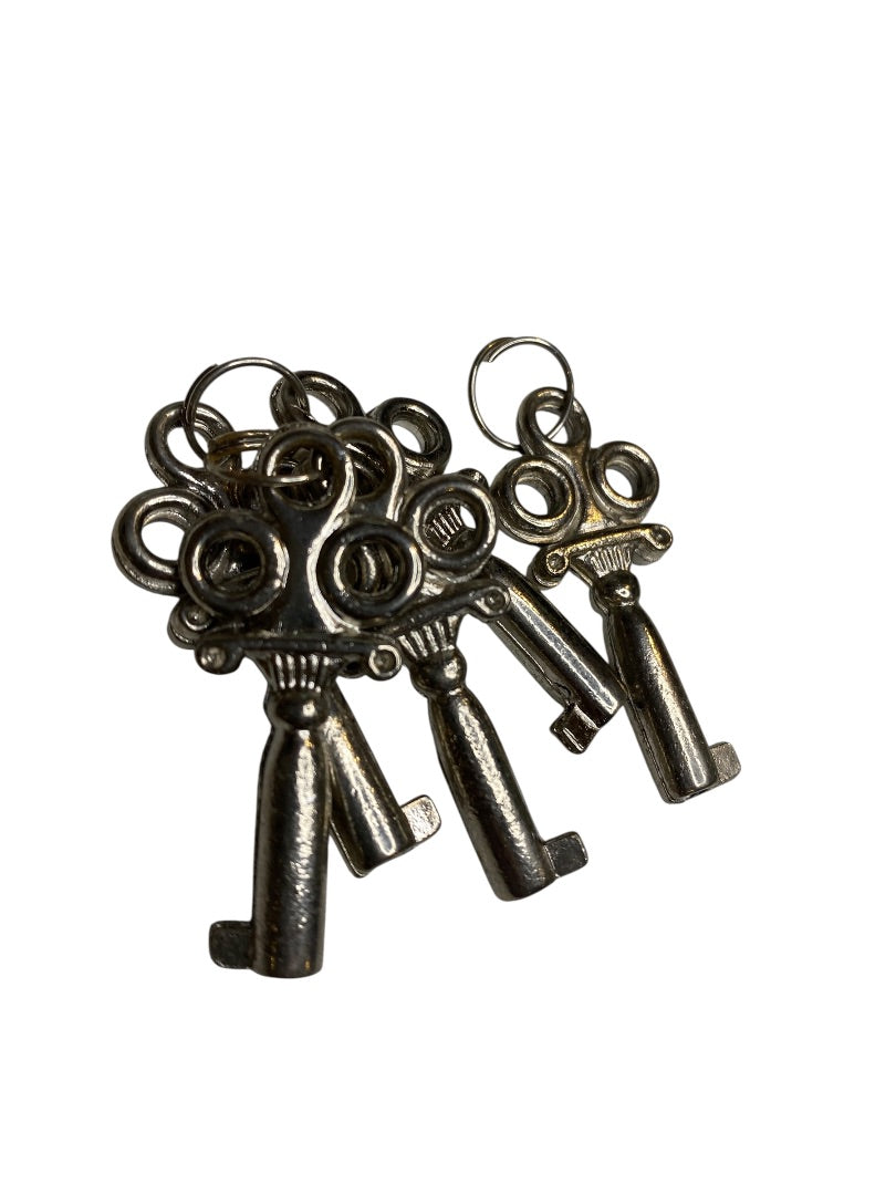 Silvertone 1.5" Reproduction Skeleton Keys Lot of 5 Crafting