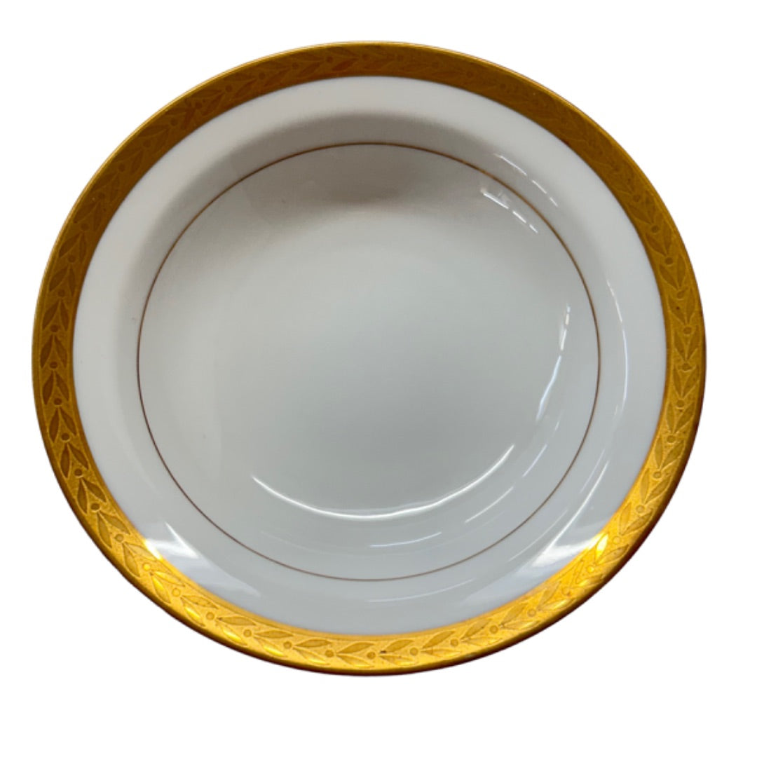 Sango Royalty Pattern White Gold Trim Fruit Bowl 5.5" Dessert Sauce 1970s