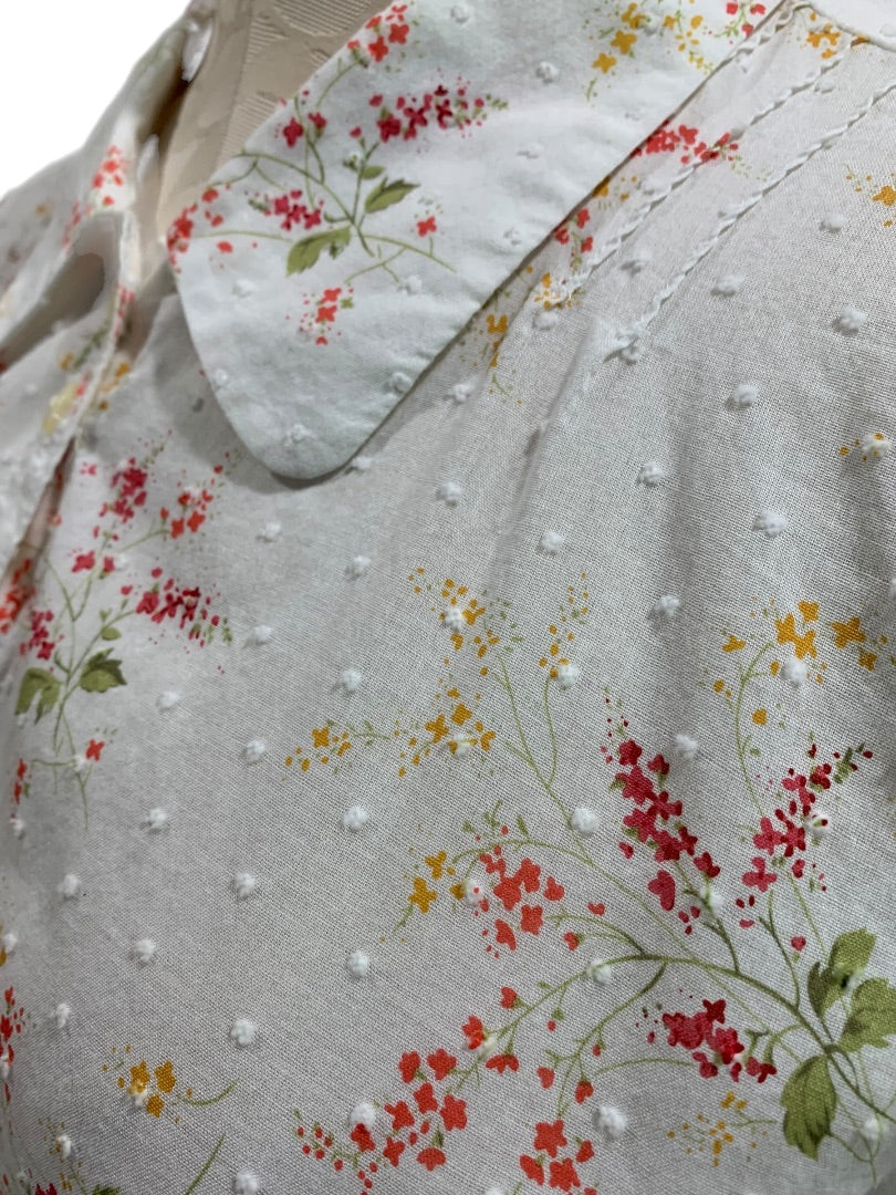 Large Old Navy Womens Button Up Blouse Swiss Dot Floral Easy Fit
