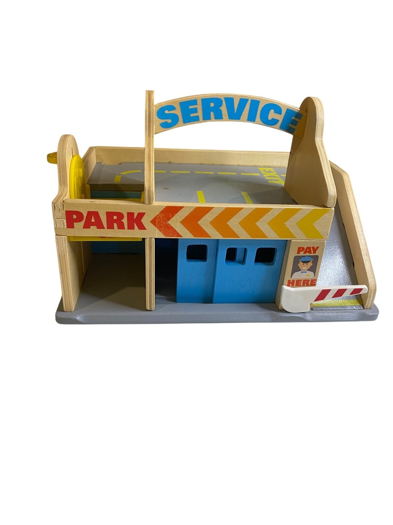 Melissa & Doug Service Station Parking Garage Wooden Toy 9271 Ages 3+