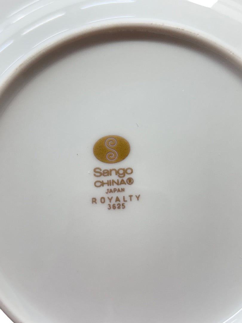 Sango Royalty Pattern White Gold Trim Rim Soup Bowl 8.5" 1970s