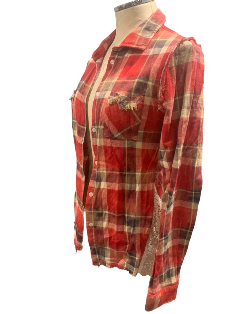 Small White Crow Anthropologie Red Plaid Women's Fitted Button Up Crochet