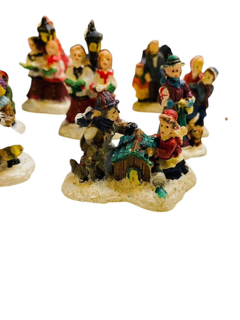 Lot of 31 Assorted Resin Christmas Village Figurines 1.25-1.75"