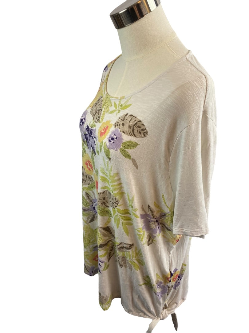 XL Chico's Women's Floral Print Tie Side Hem Tshirt Short Sleeve Scoop Neck