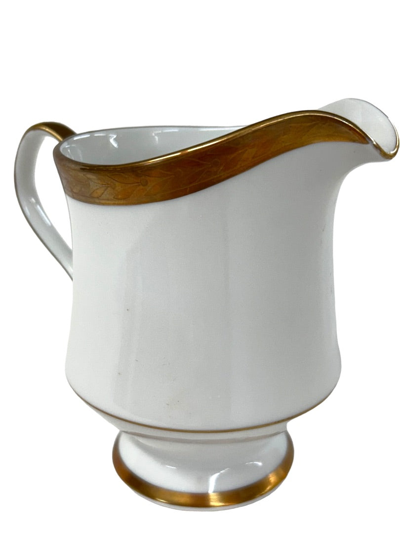 Sango Royalty Pattern White Gold Trim Leaf Creamer 1970s