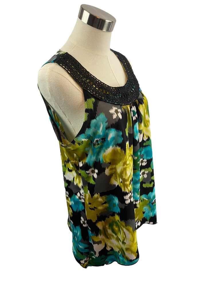 XL Vintage Suzie Pullover Sleeveless Blouse Crochet Scoop Neckline