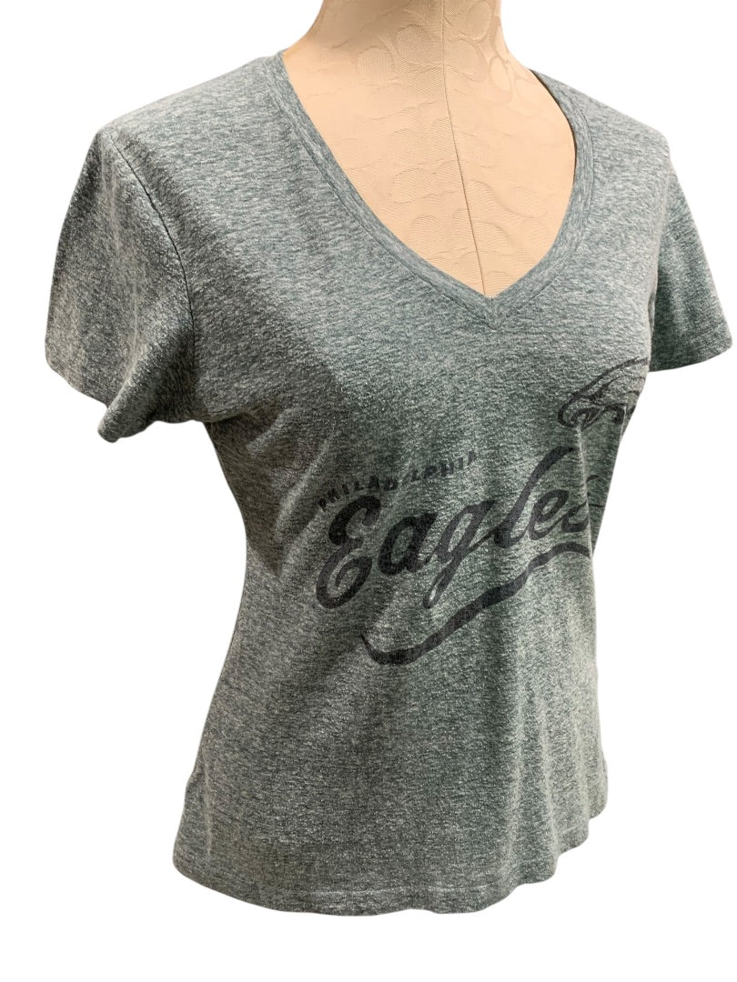 Small Majestic Fan Fashion Womens Philadelphia Eagles Tshirt V-Neck Green