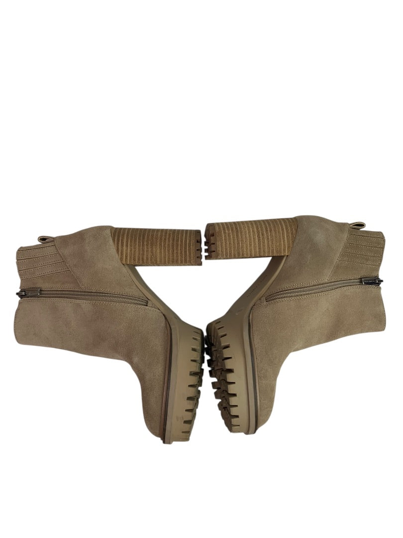 Size 6M Vince Camuto Womens Heeled Booties Truffle Taupe Suede Ernessa