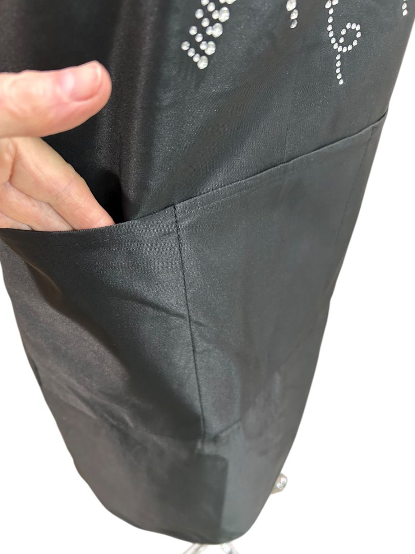 Hair Stylist Apron Embellished New Pockets Black Backed Lined