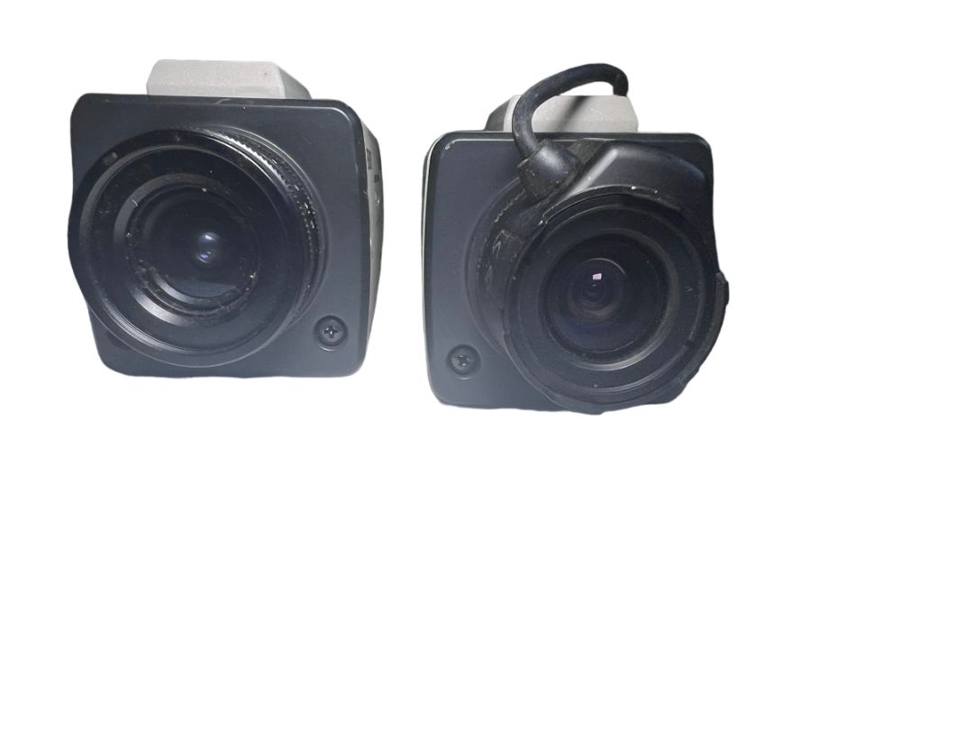2 Sony CCD-IRIS Hyper HAD B&W Video Camera Cameras SPT-M104A