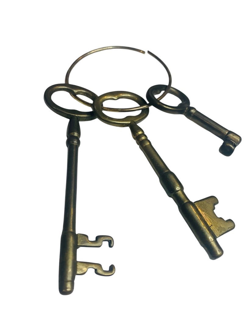3 Solid Brass Jailers Pirate Church Skeleton Key Ring Set Victorian Decor
