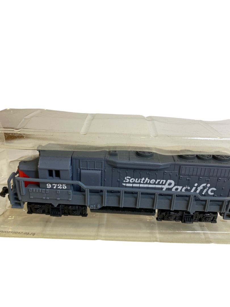 Southern Pacific Locomotive 9725 High Speed N Scale New