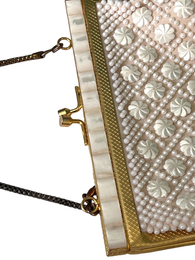 Small White Beaded Evening Bag Gold Chain And Kisslock Purse Handbag Vintage