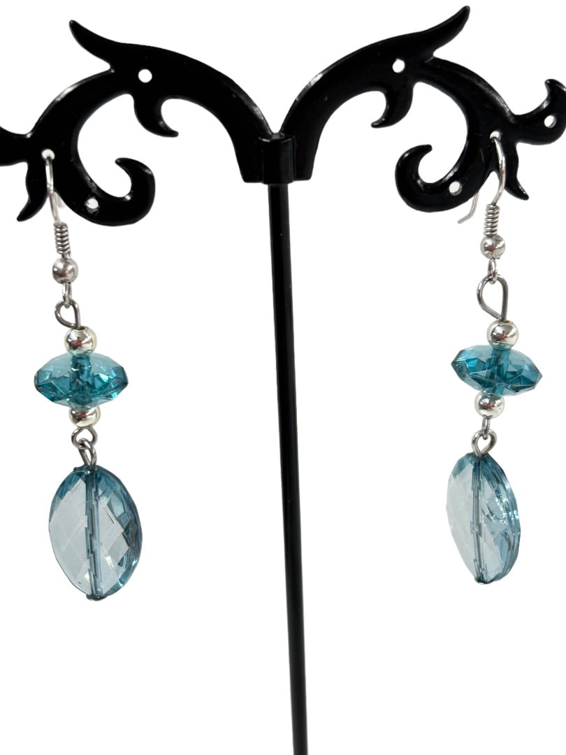 Blue Teal Faceted Acrylic Beaded Hook Pierced Earrings 2.5" Drop Dangle Silvertone